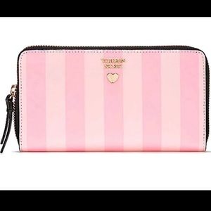 NIP NEW VICTORIA’S SECRET PINK STRIPPED WALLET